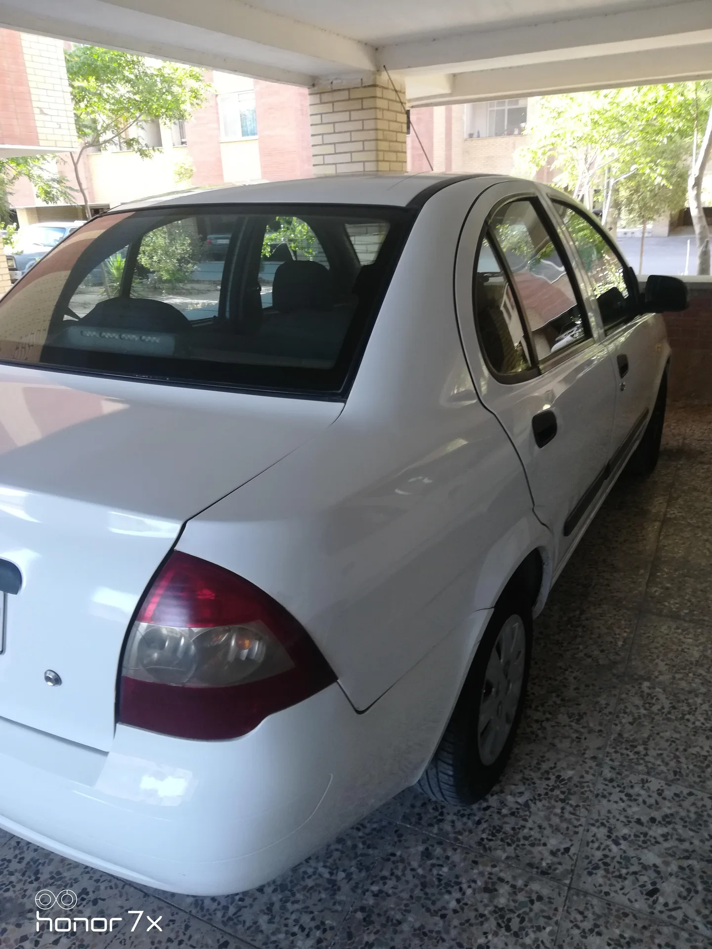 تیبا  صندوق دار 3