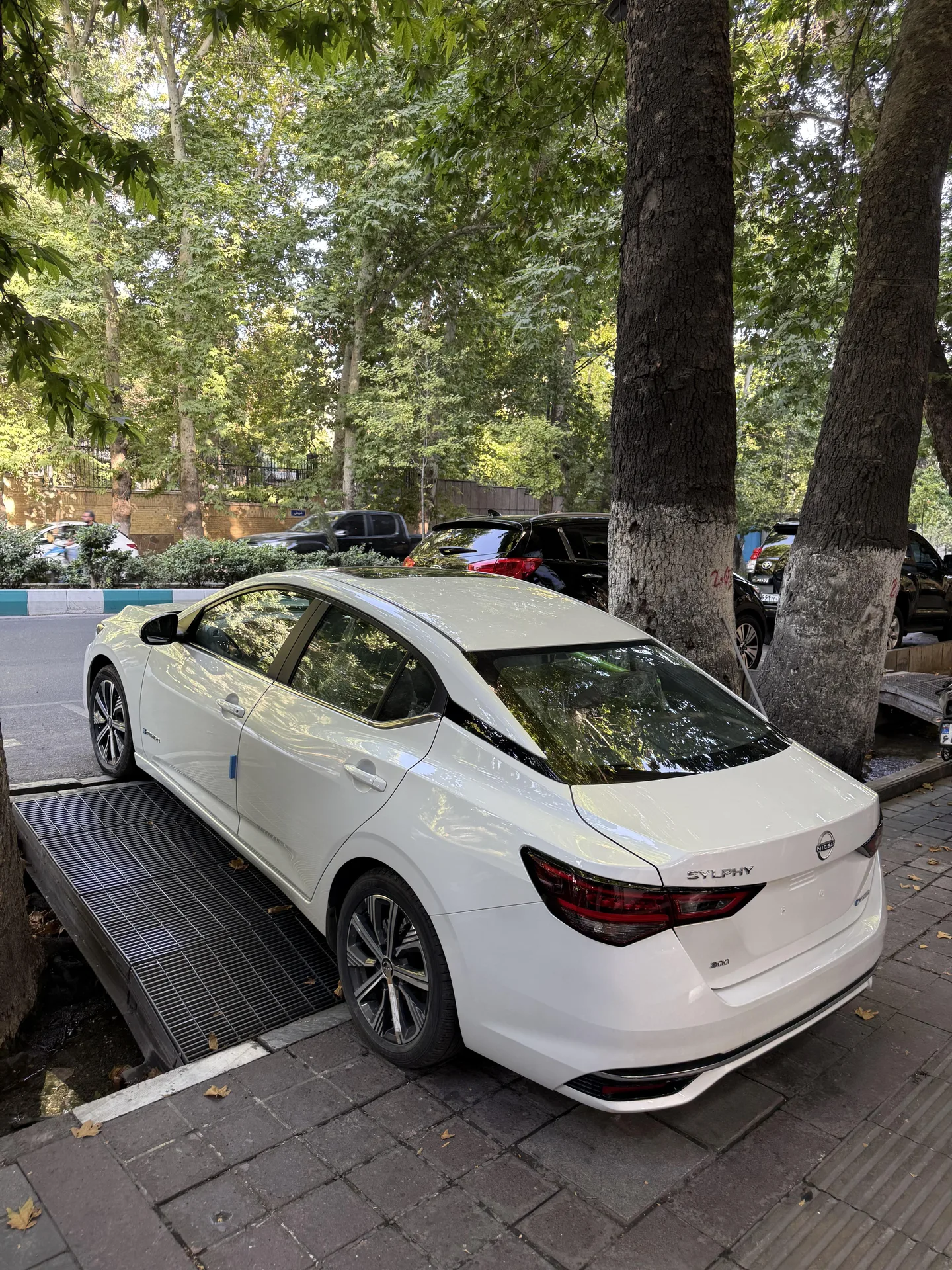 نیسان  سیلفی e-POWER 5