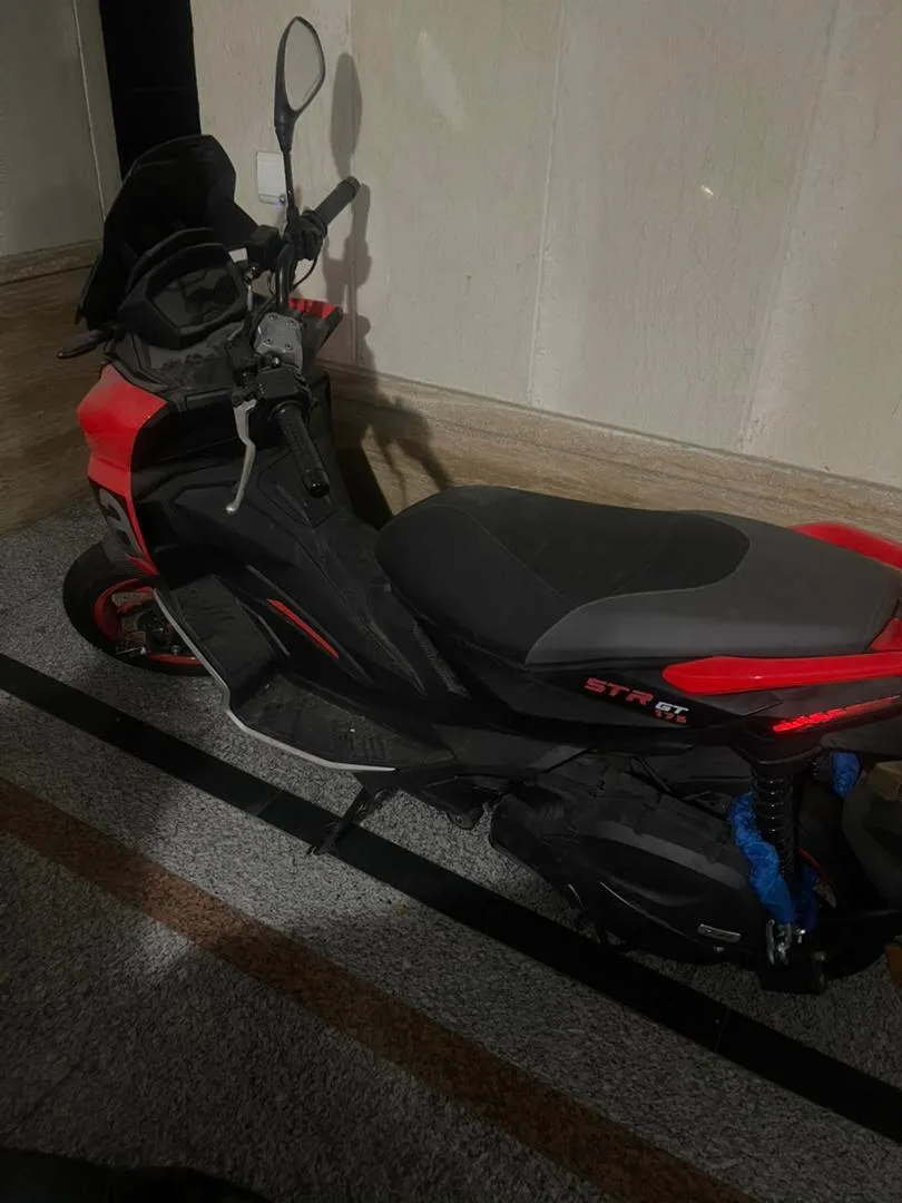 آپریلیا  STR GT 175S 4
