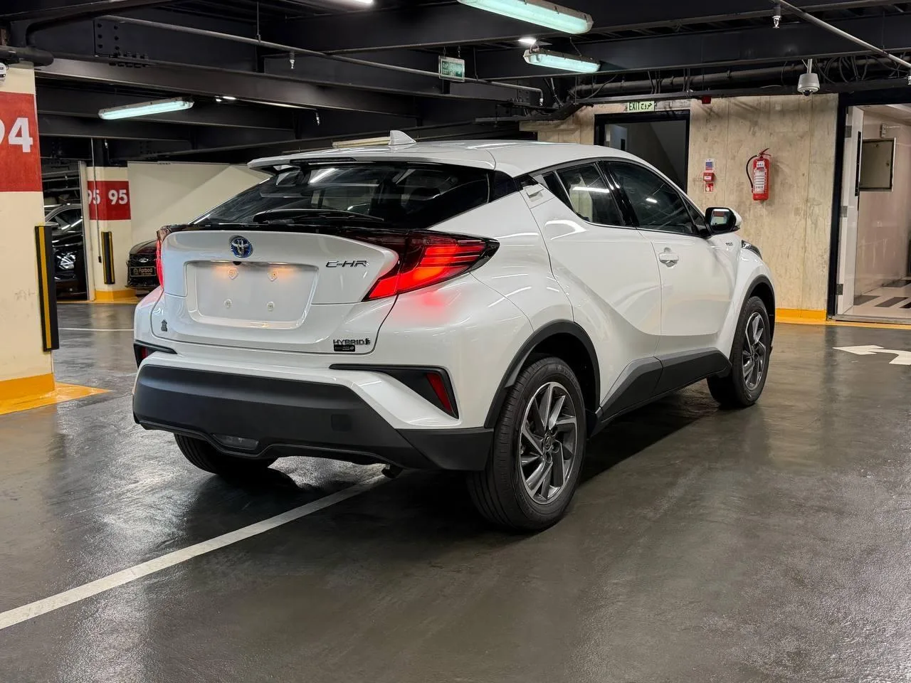 تویوتا  C-HR هیبرید 7