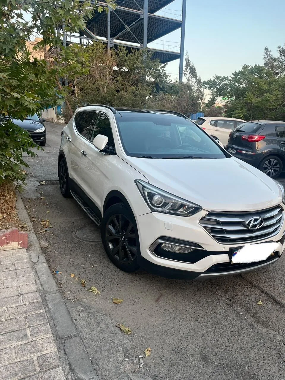 هیوندای  سانتافه 4