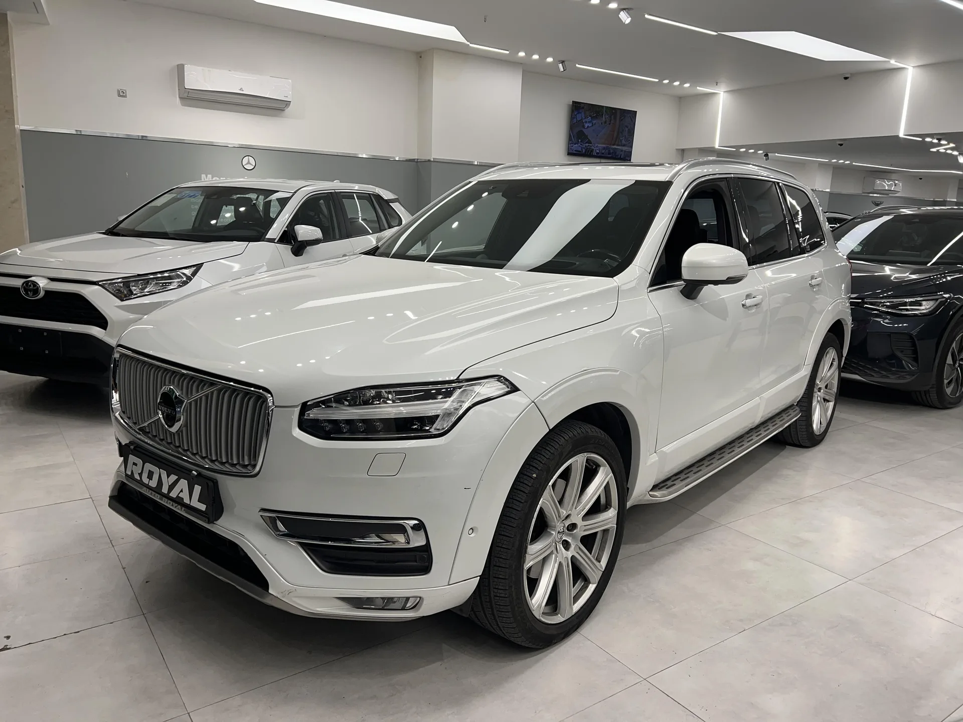 ولوو XC90