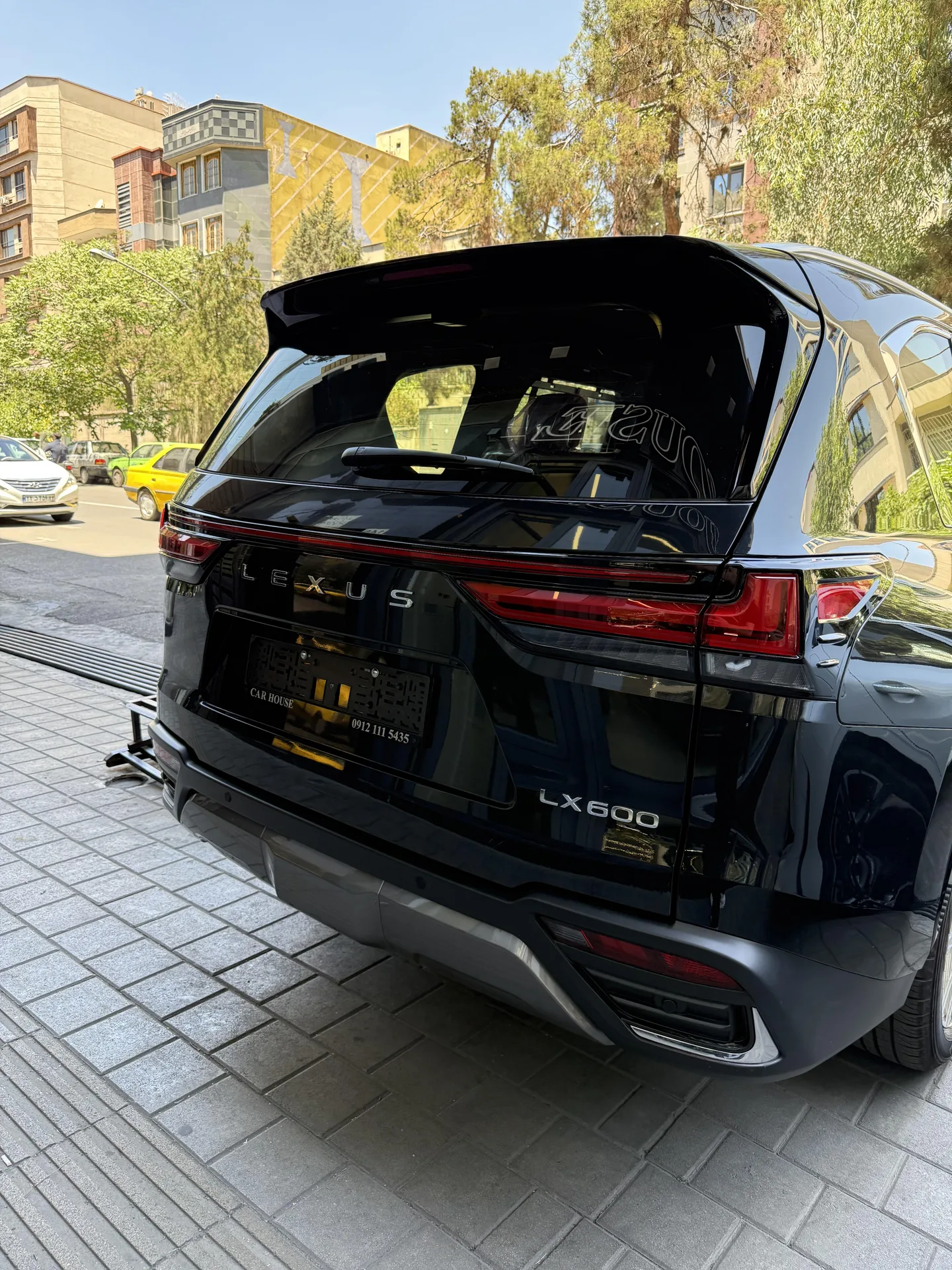 لکسوس  LX 3