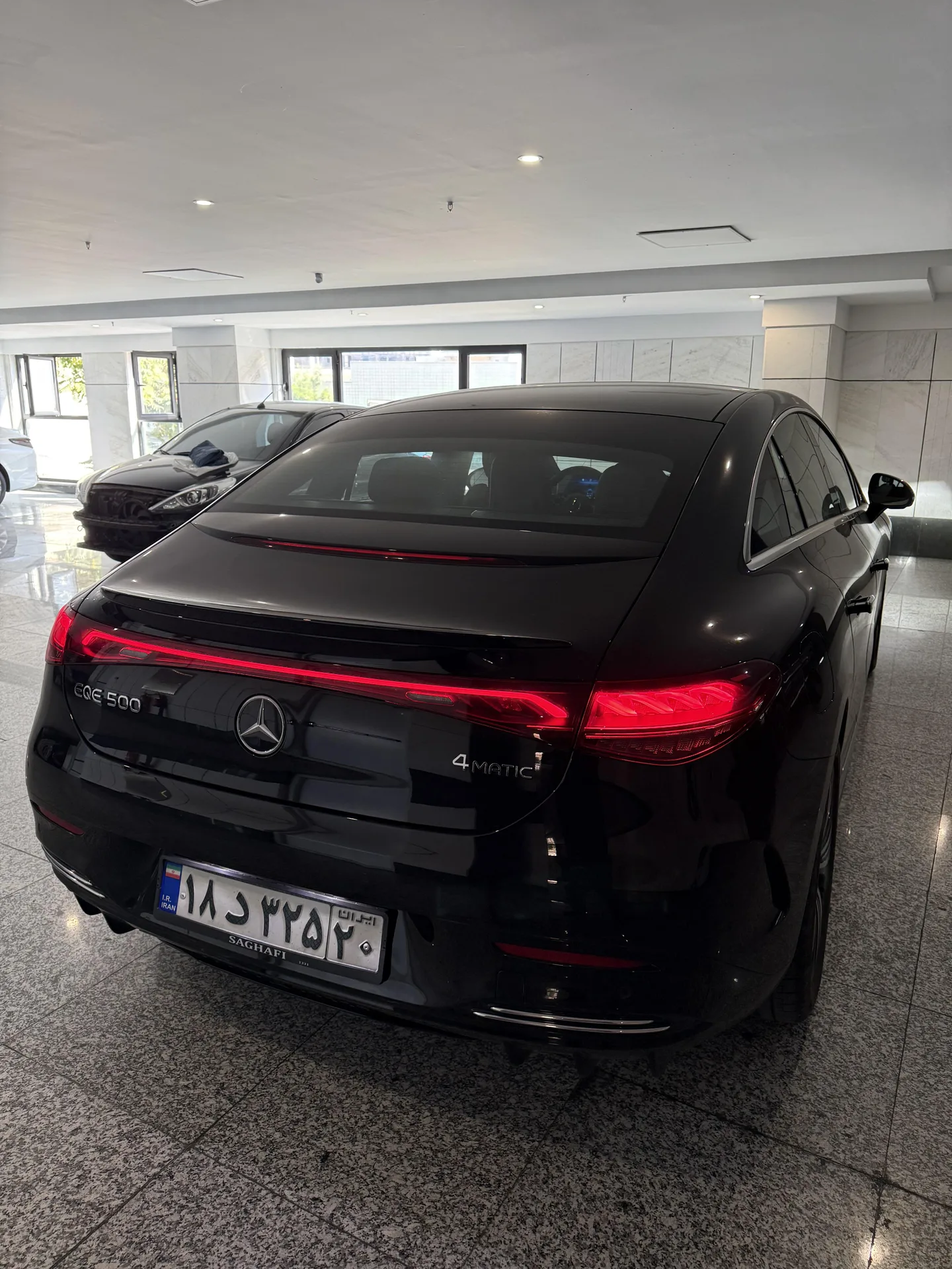 بنز  EQE Sedan 3