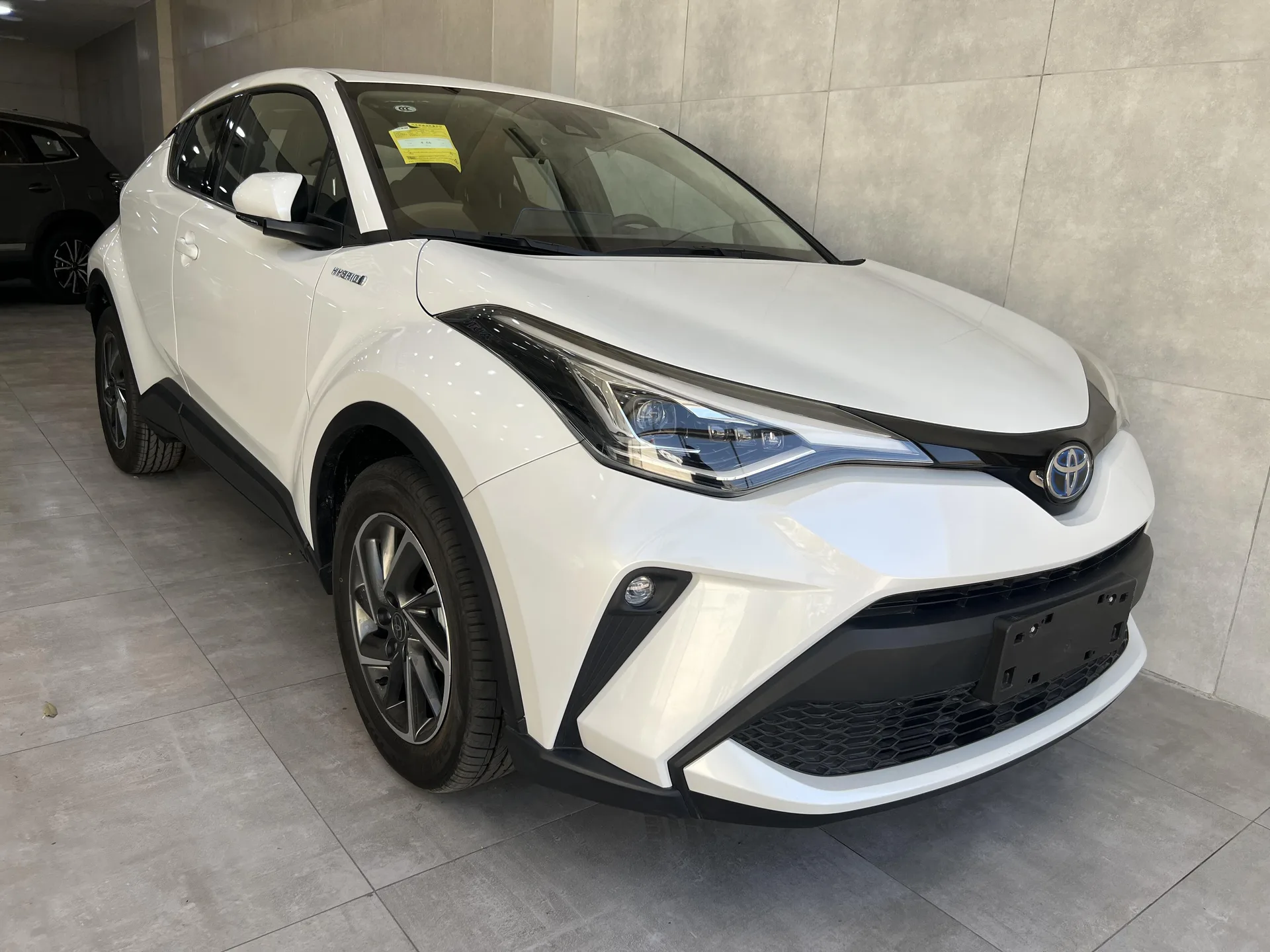 تویوتا C-HR هیبرید