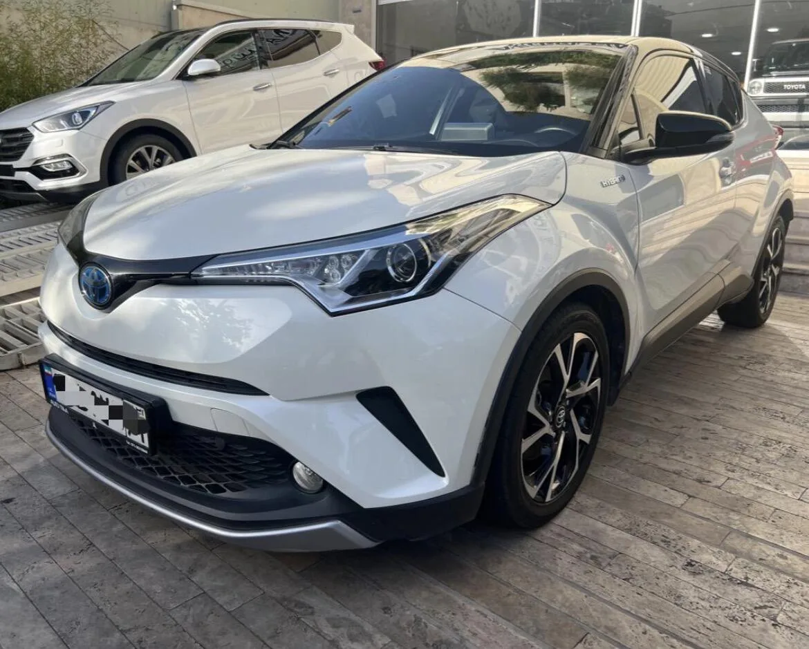 تویوتا  C-HR هیبرید 2