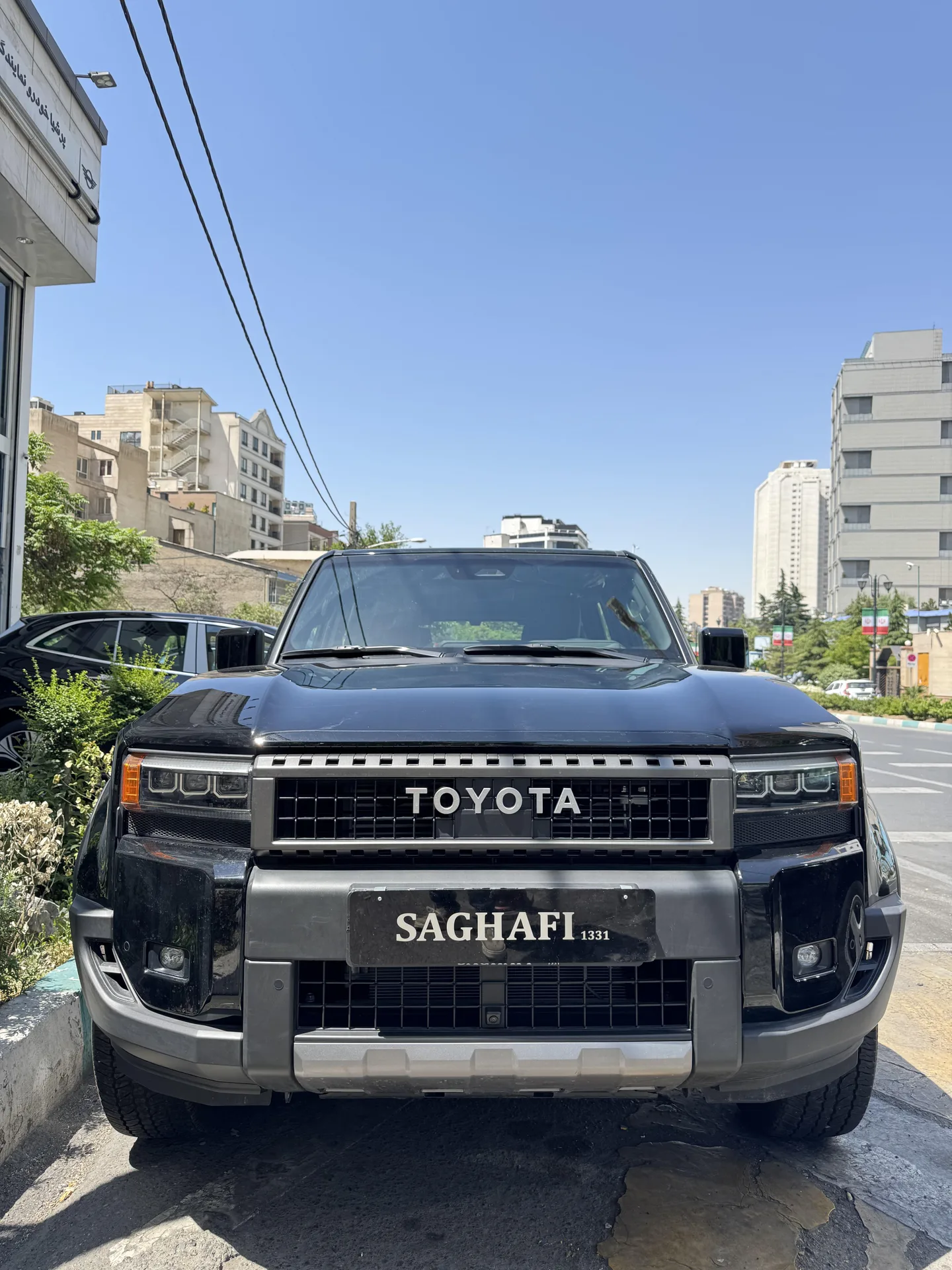 تویوتا پرادو چهار در