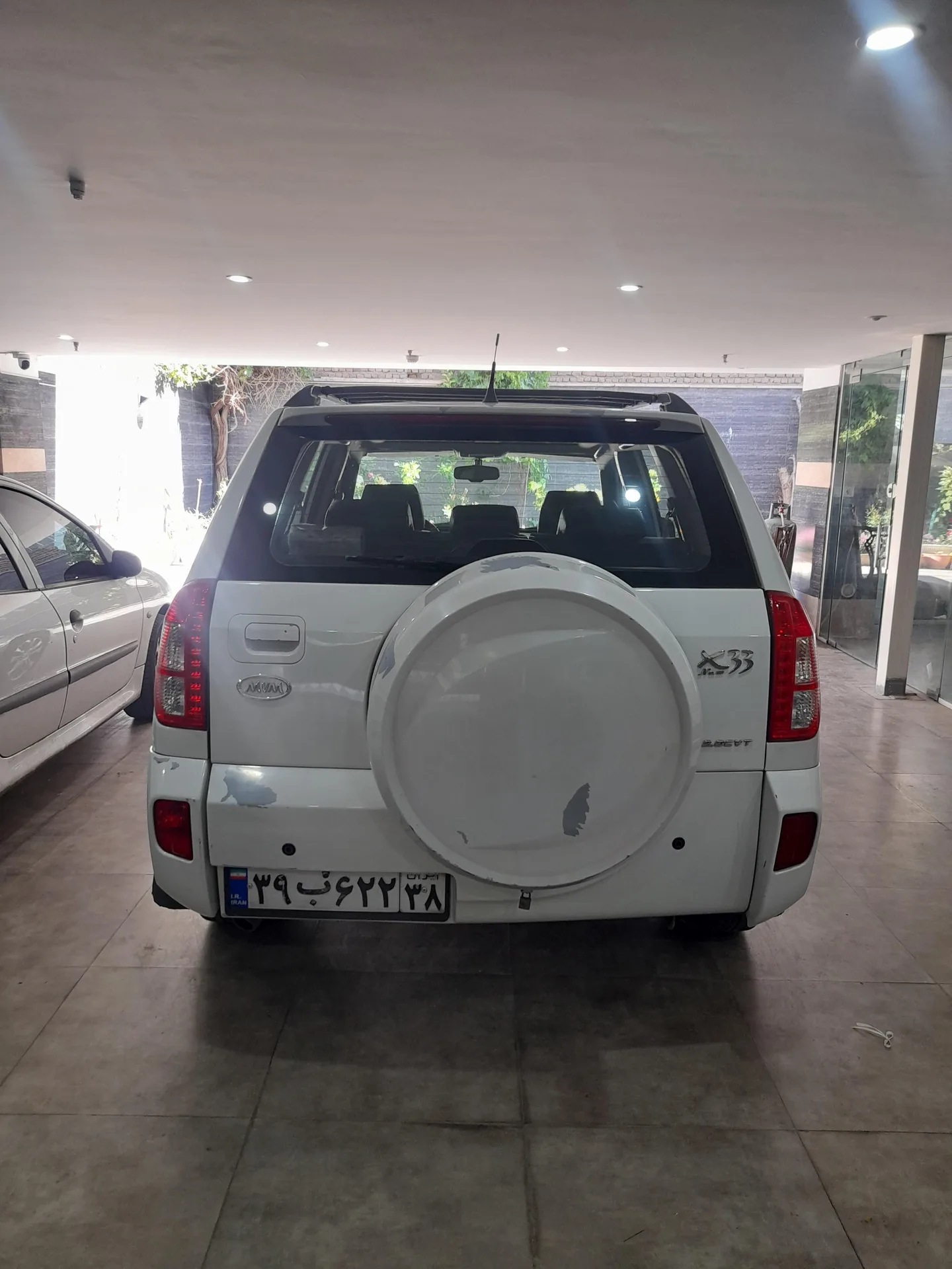 ام وی ام  X33