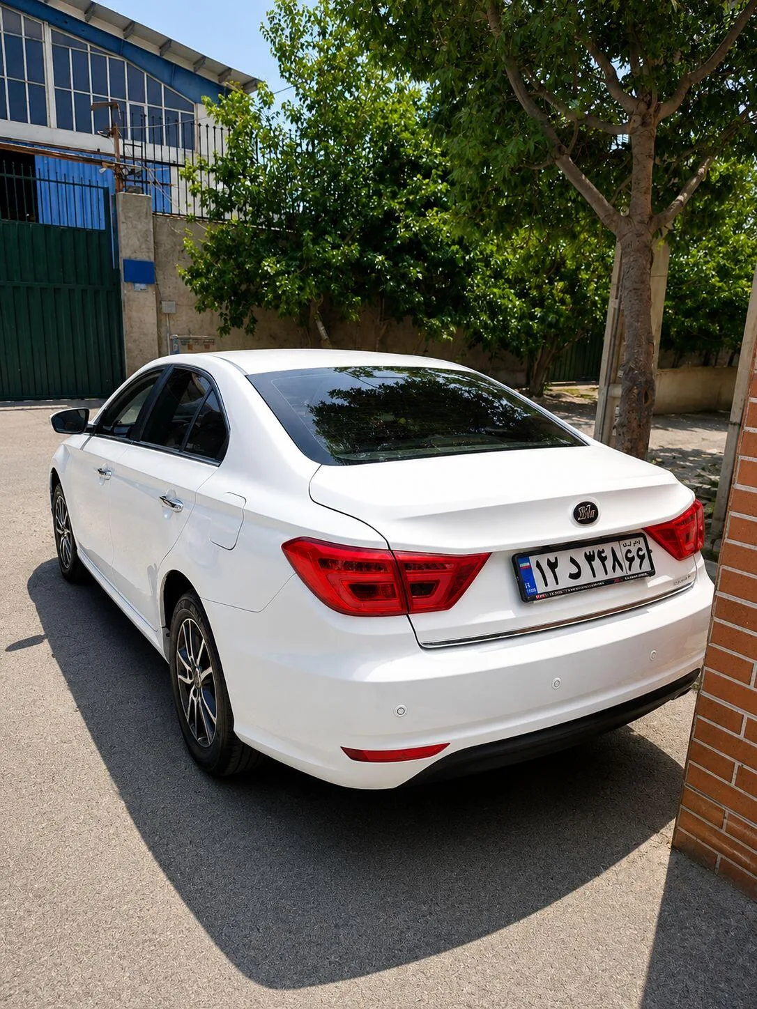 لیفان  820 2