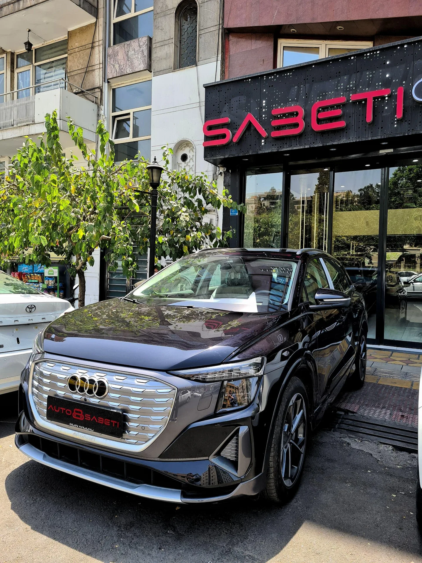 آئودی  Q5 e-tron 3