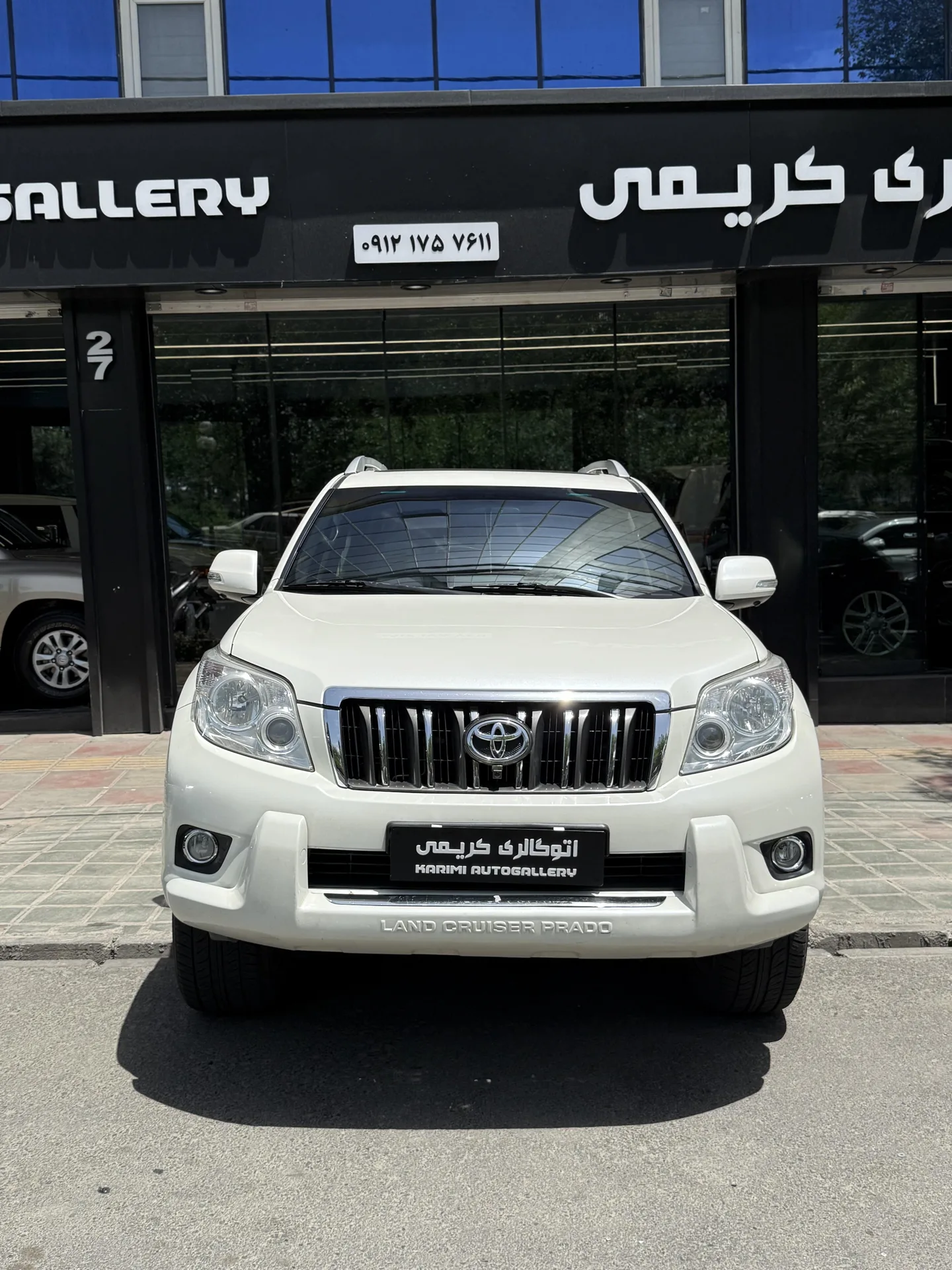 تویوتا پرادو دو در