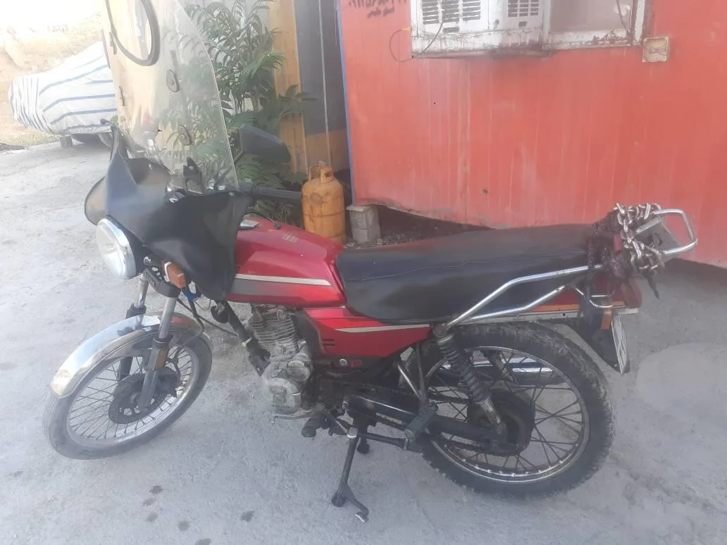 تیزرو CGL125