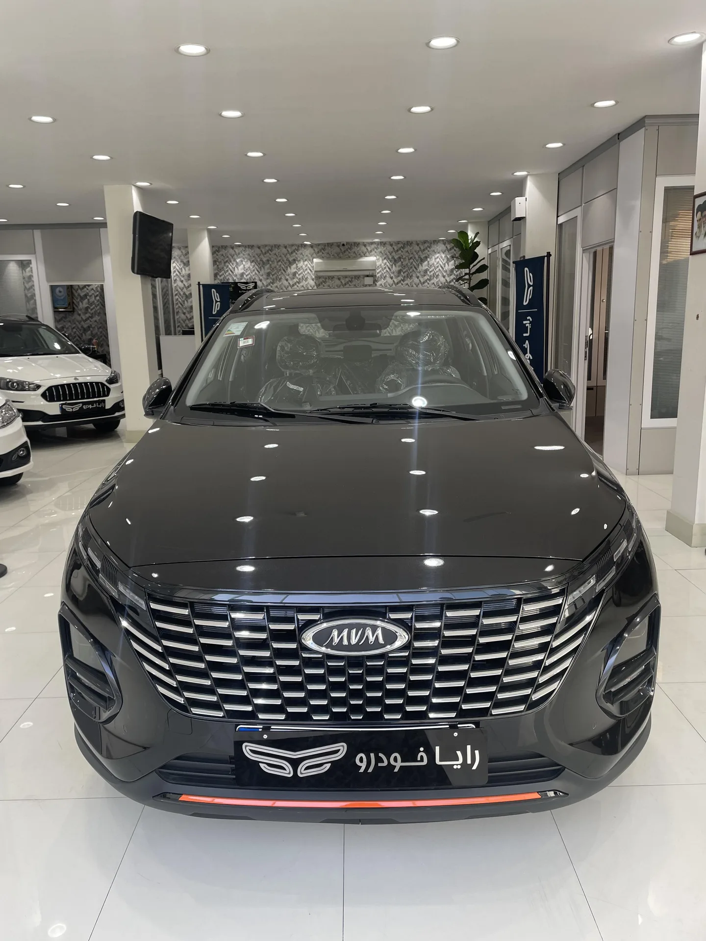 ام وی ام X33 کراس