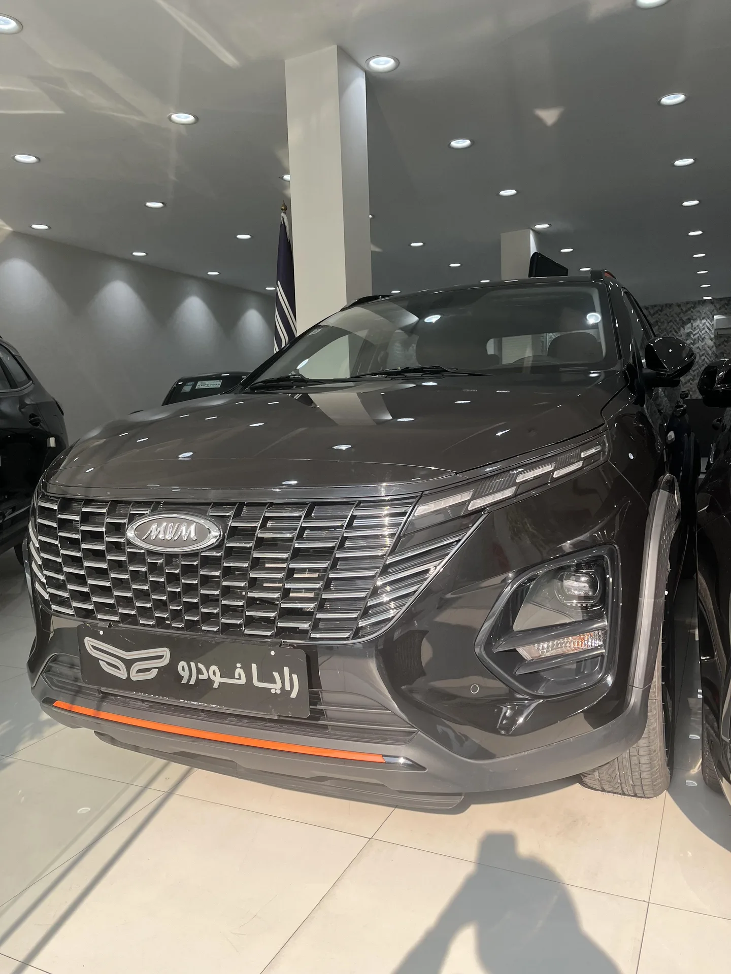 ام وی ام  X33 کراس 3