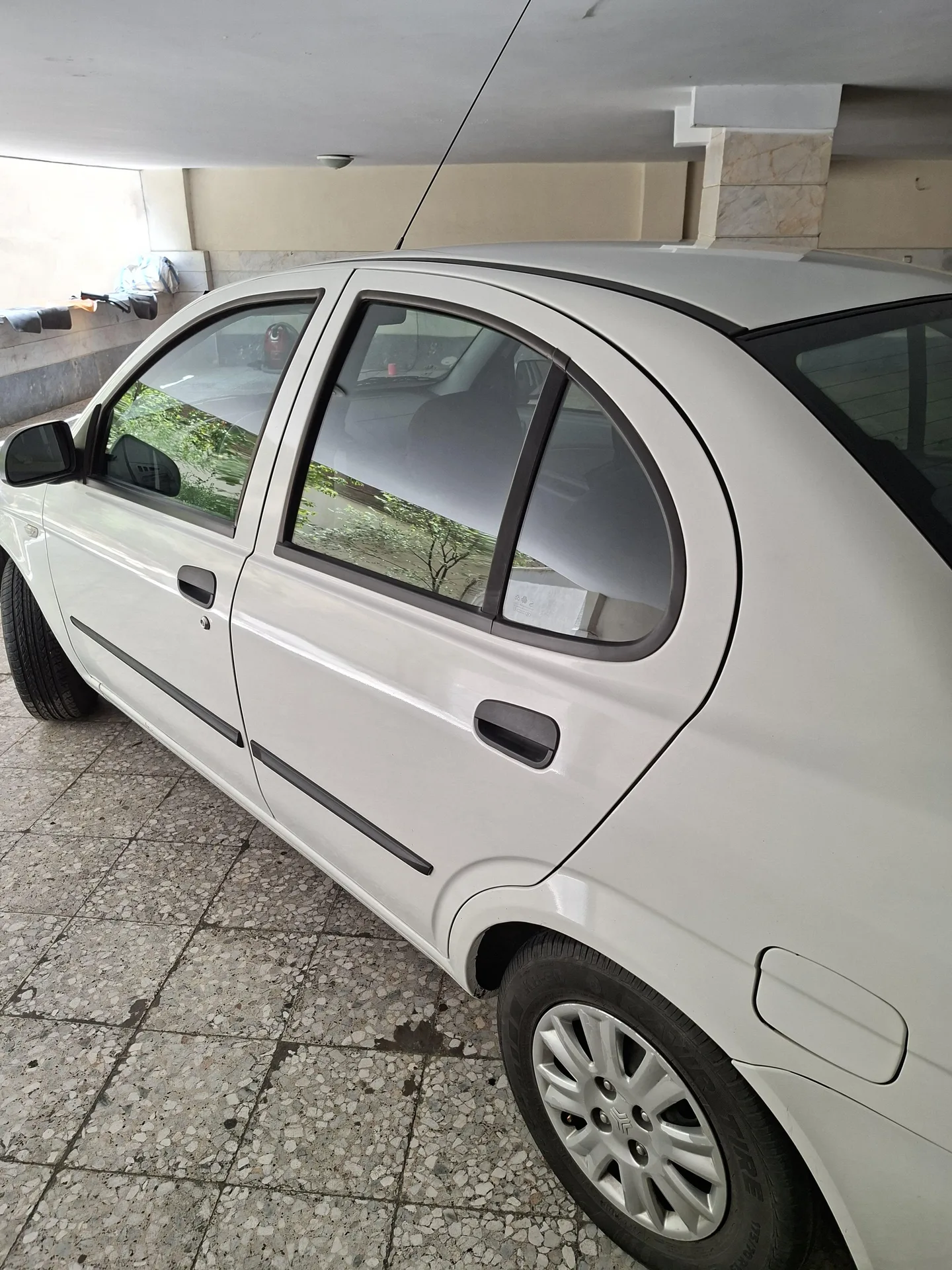 تیبا صندوق دار
