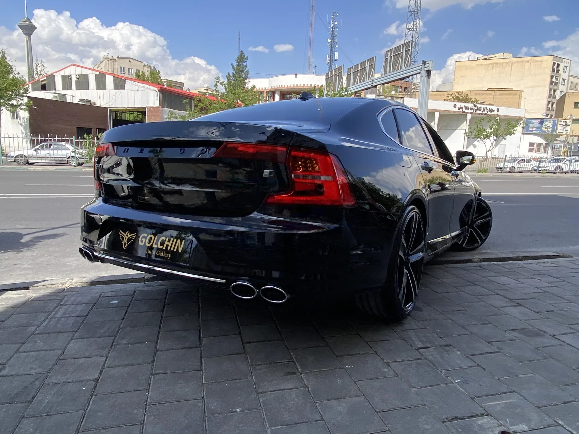 ولوو  S90 9