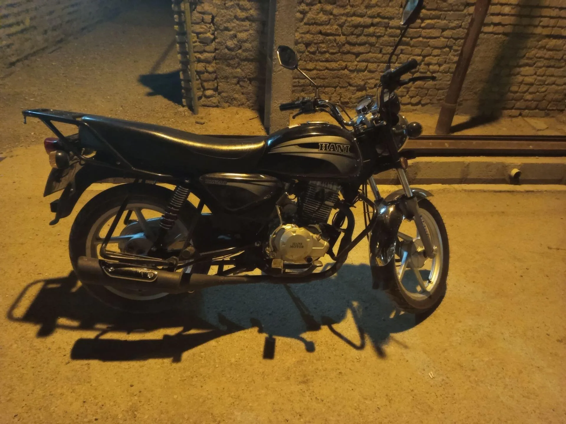 هانی موتور BM 200