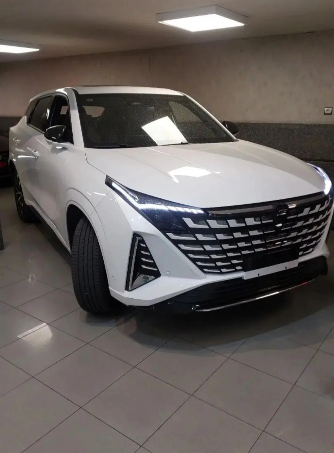 چانگان  UNI-T 5