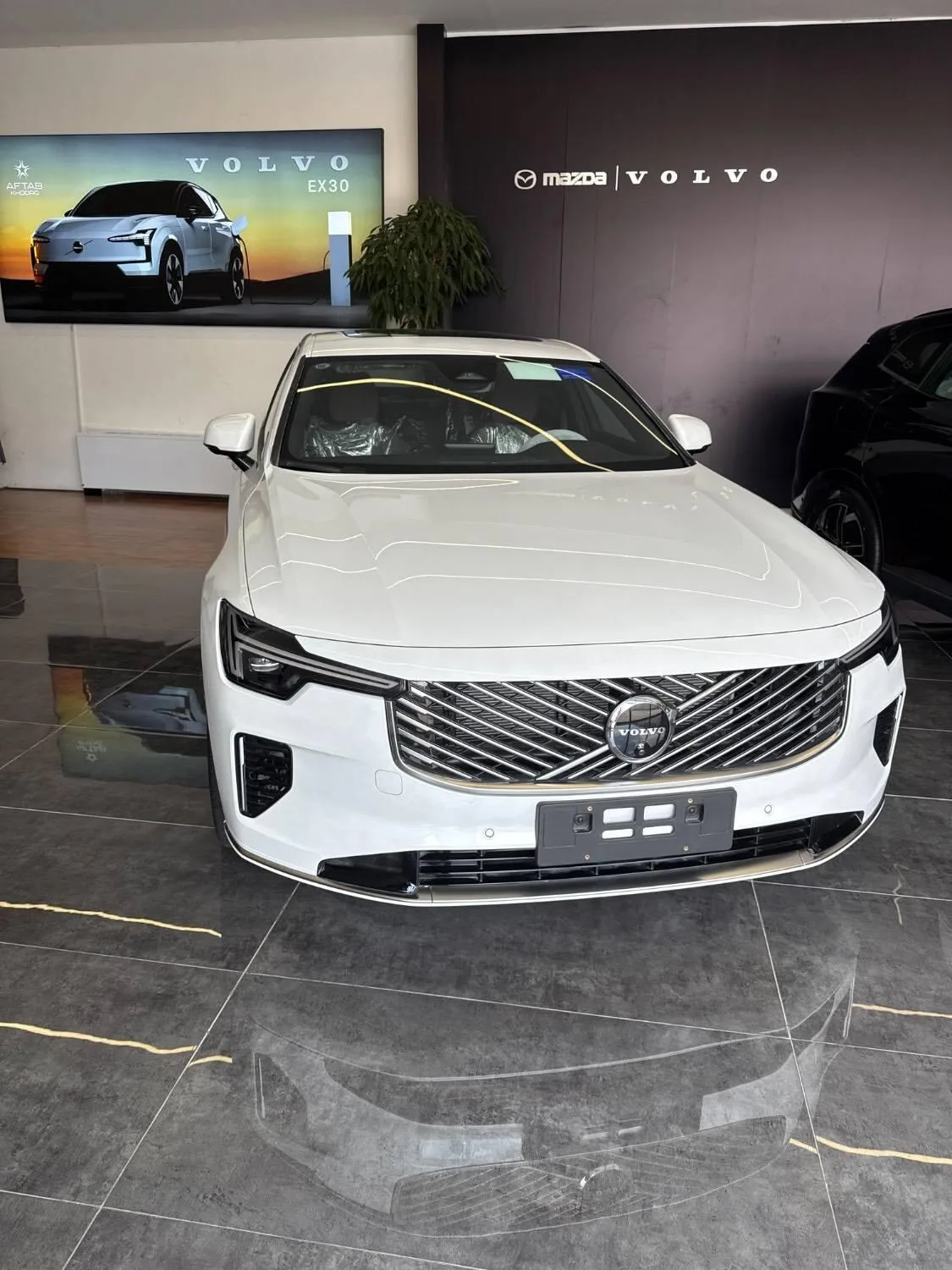 ولوو  S90 3