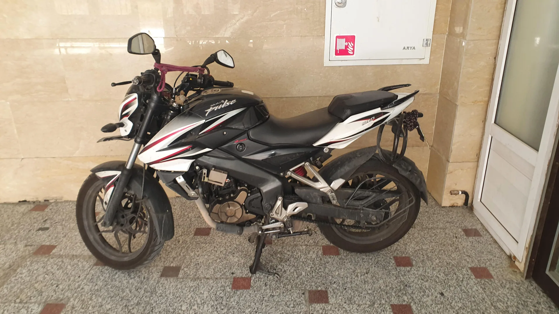 باجاج پالس 200NS