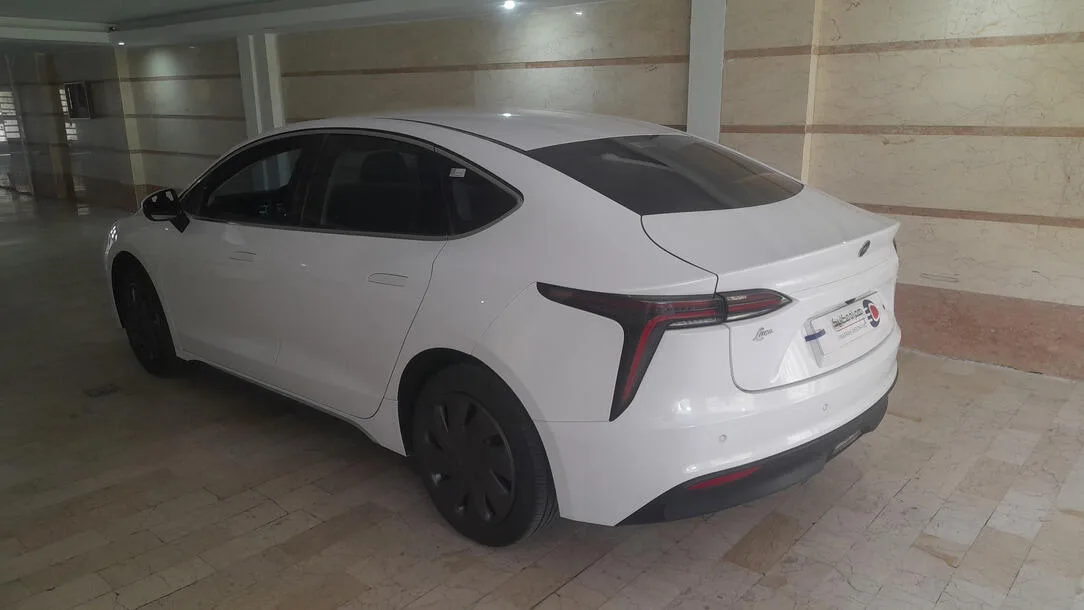 لونا  GRE 12