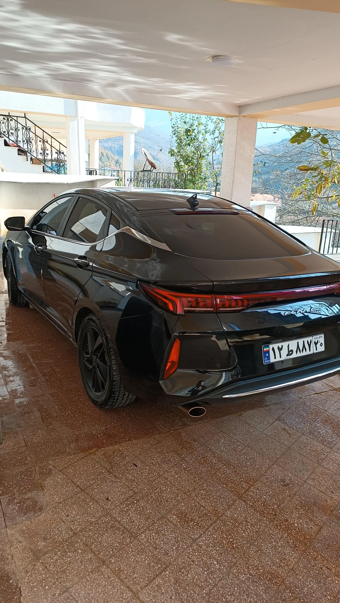 کی ام سی  J7 9
