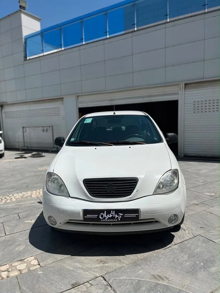 تیبا صندوق دار