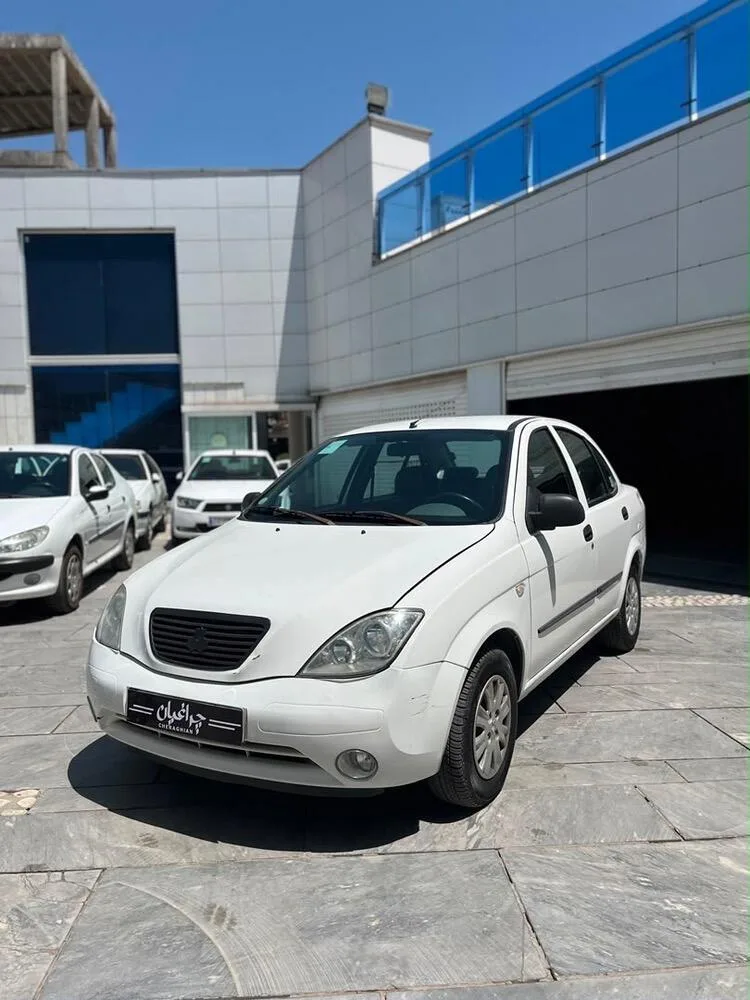 تیبا  صندوق دار 2