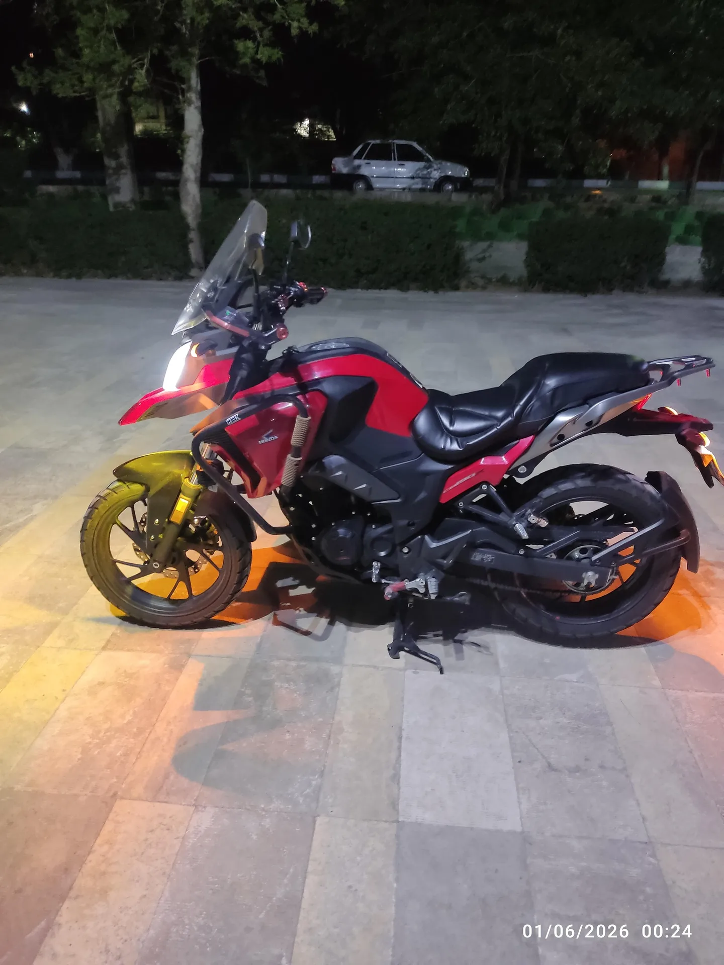 هوندا  CB 190 2