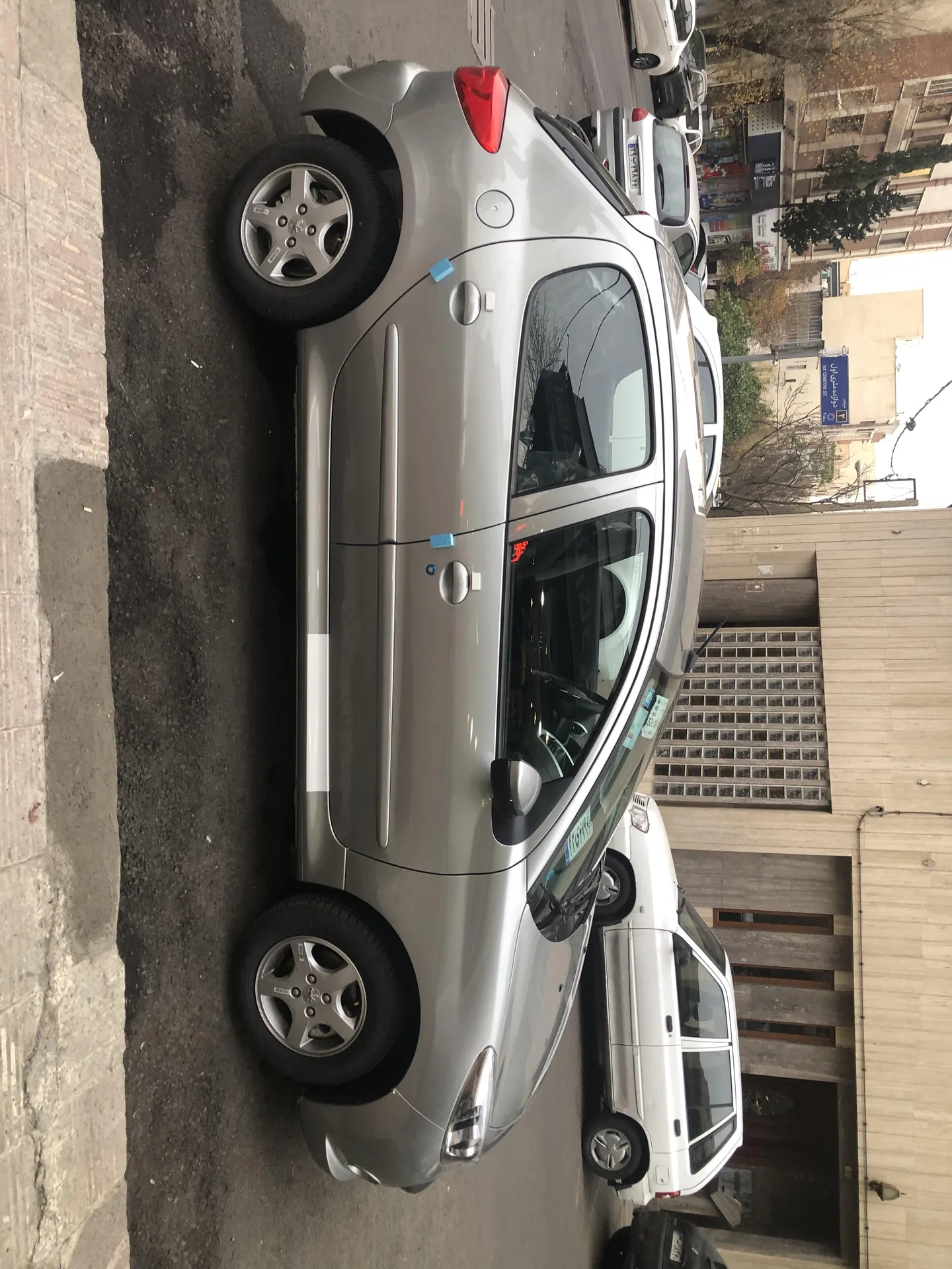 پژو  207 2