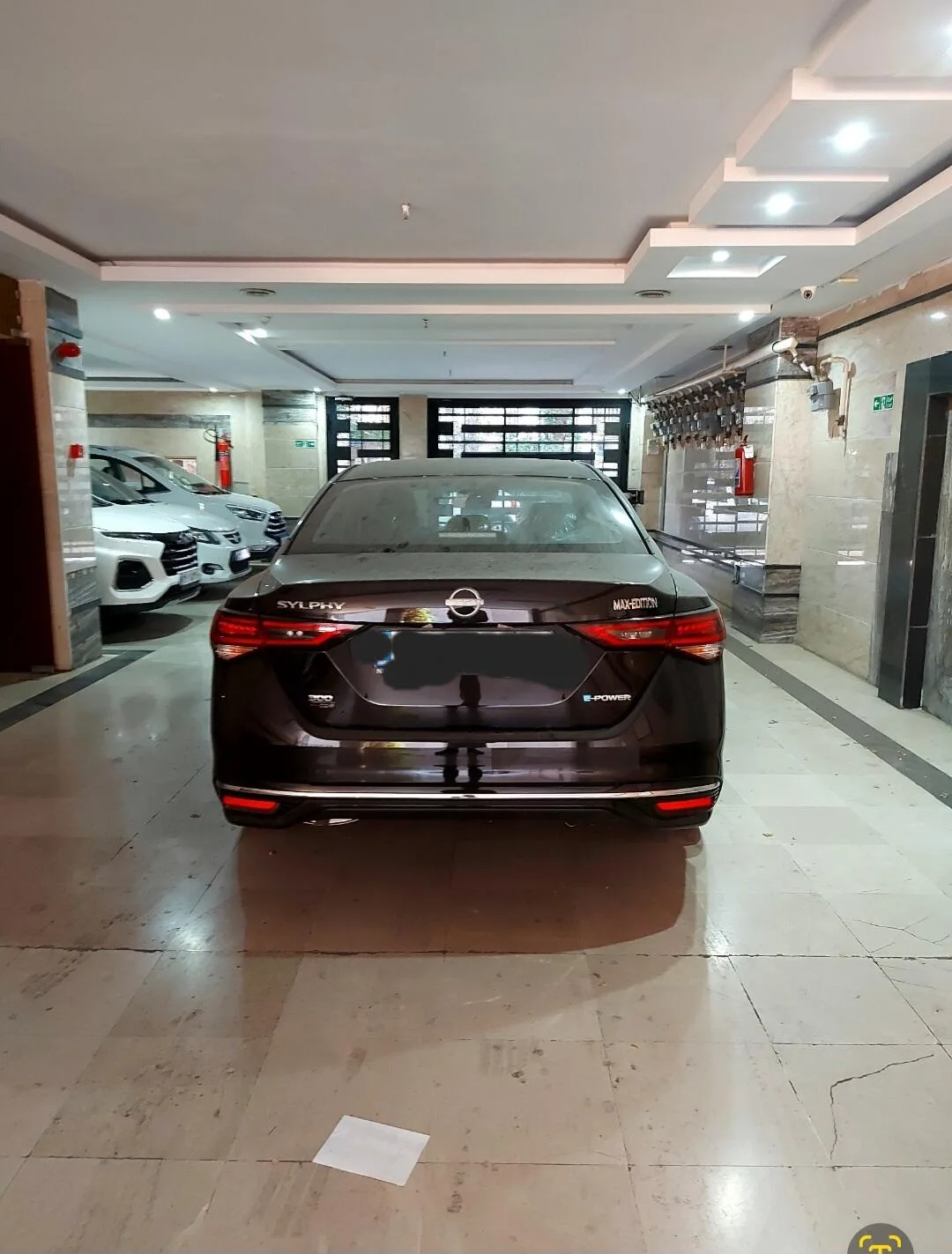 نیسان  سیلفی e-POWER 2