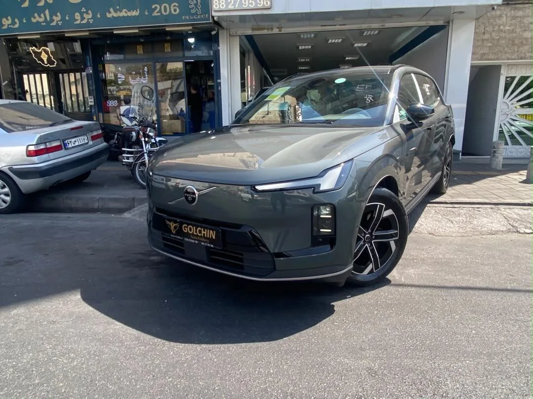 ولوو  XC70 9