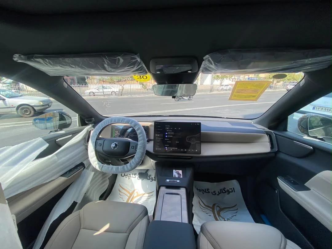 ولوو  XC70 12