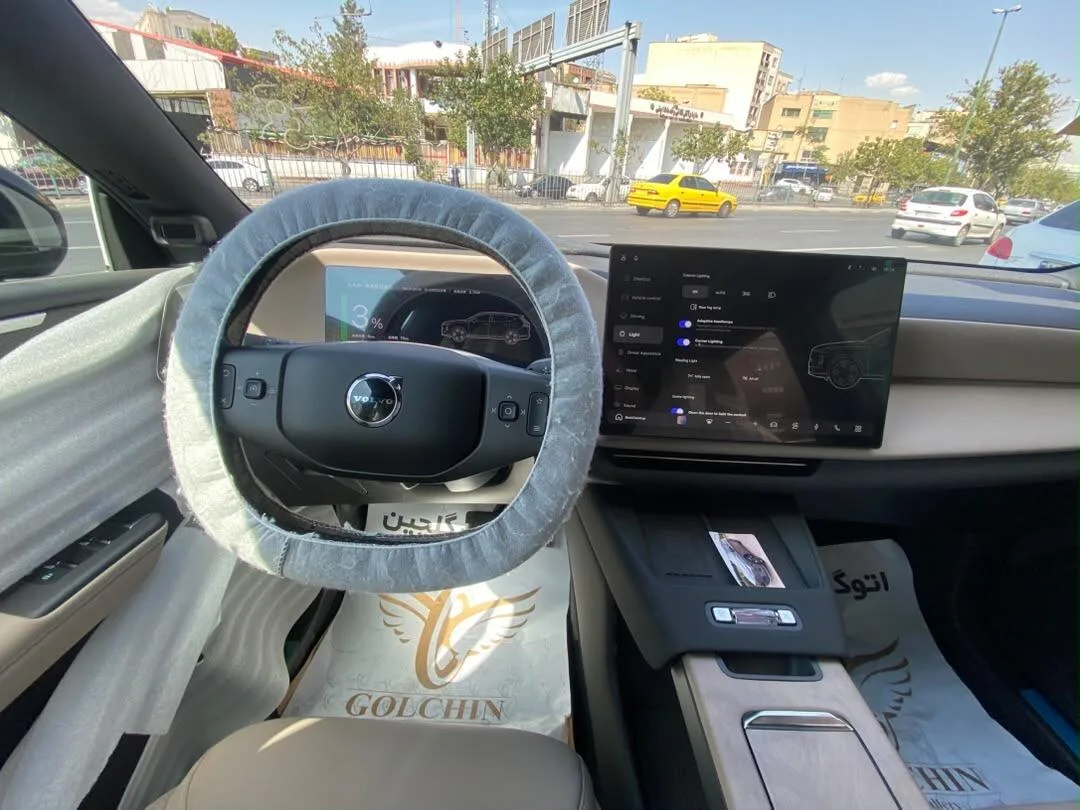 ولوو  XC70 13