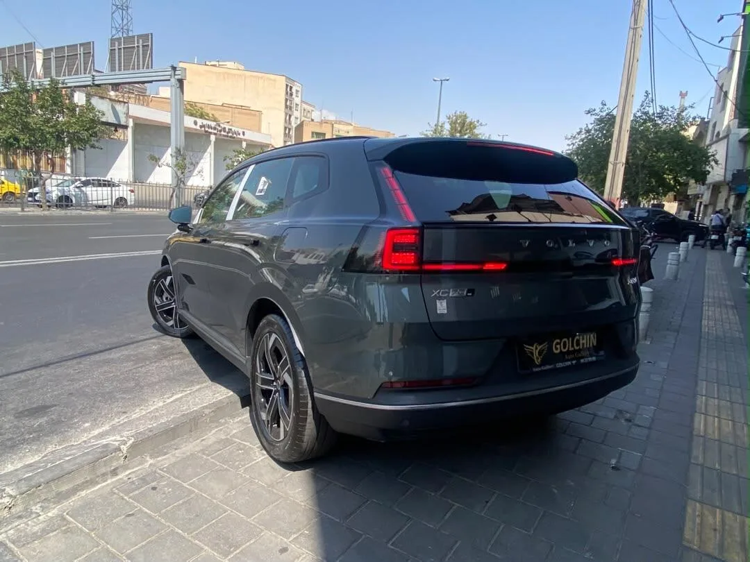 ولوو  XC70 21