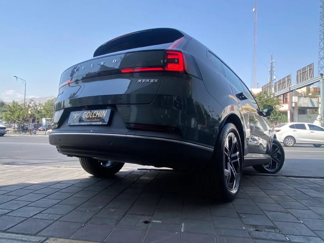 ولوو  XC70 30