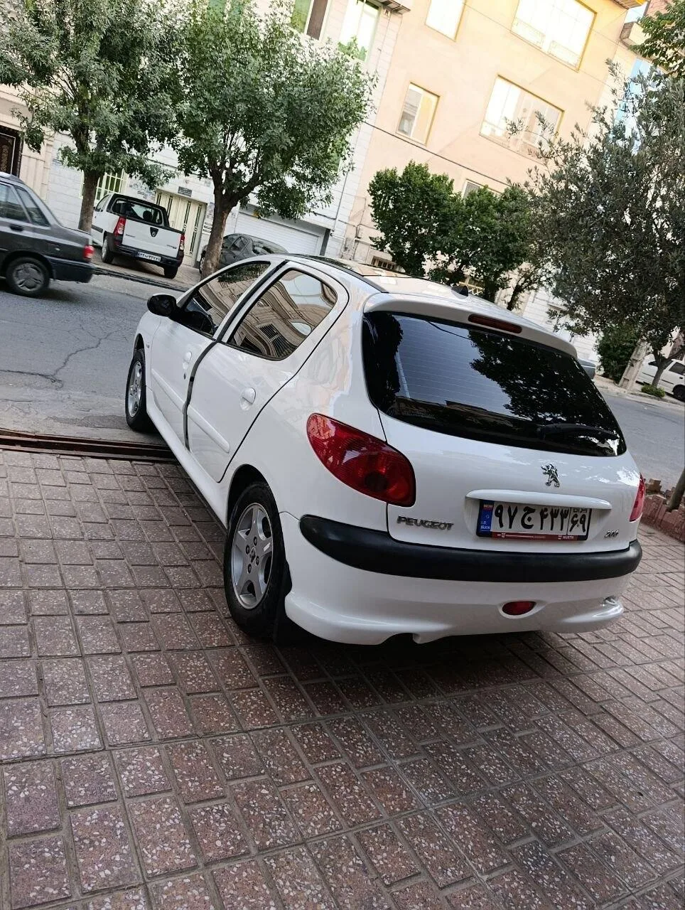 پژو  206 2