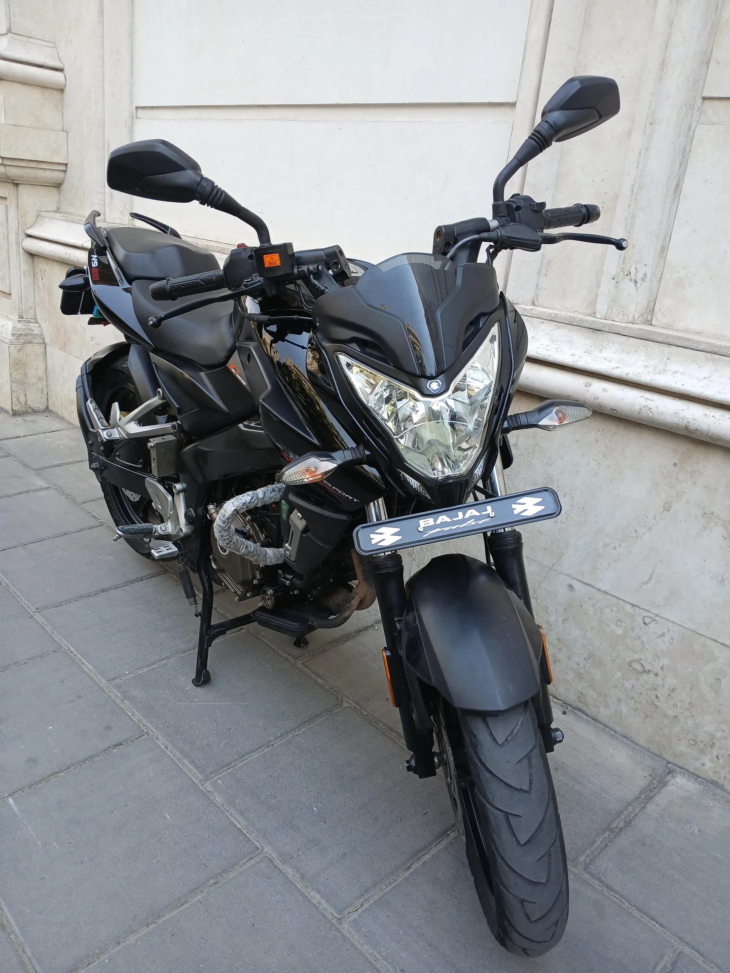 باجاج پالس 200NS