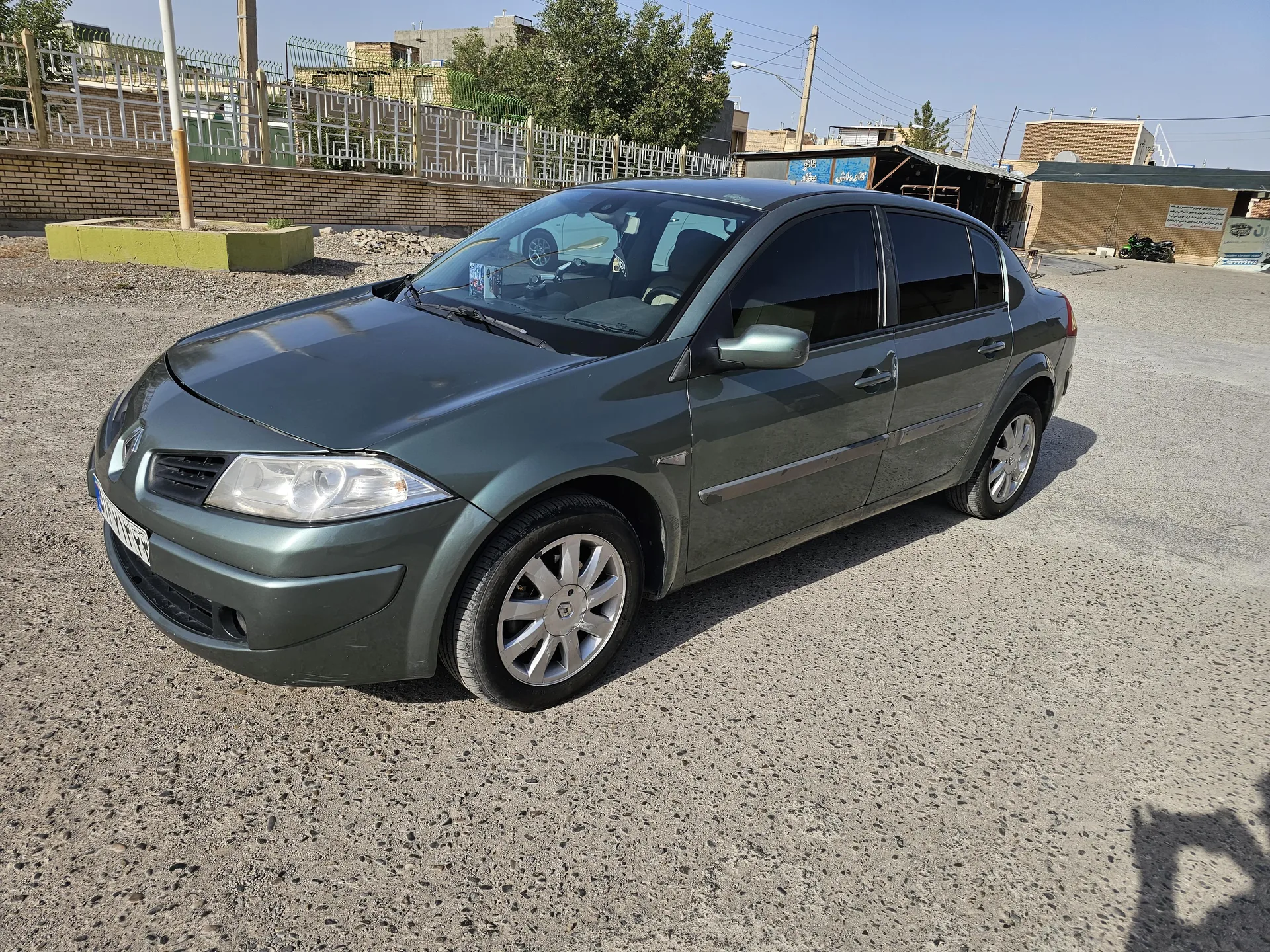 رنو  مگان (مونتاژ)