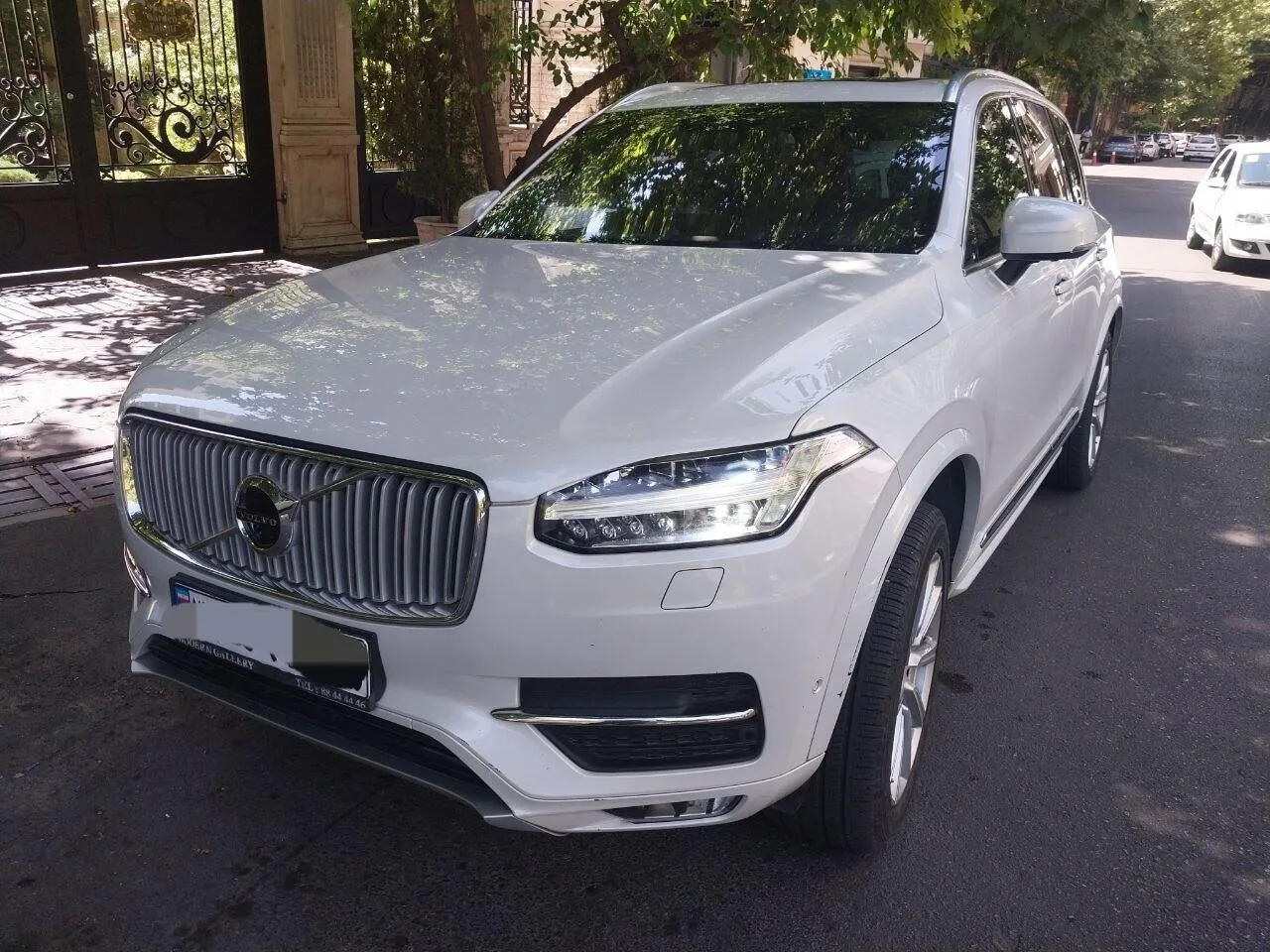 ولوو  XC90 4