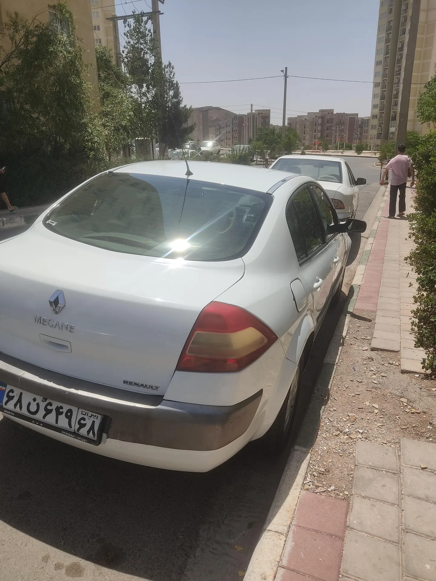 رنو  مگان (مونتاژ) 3