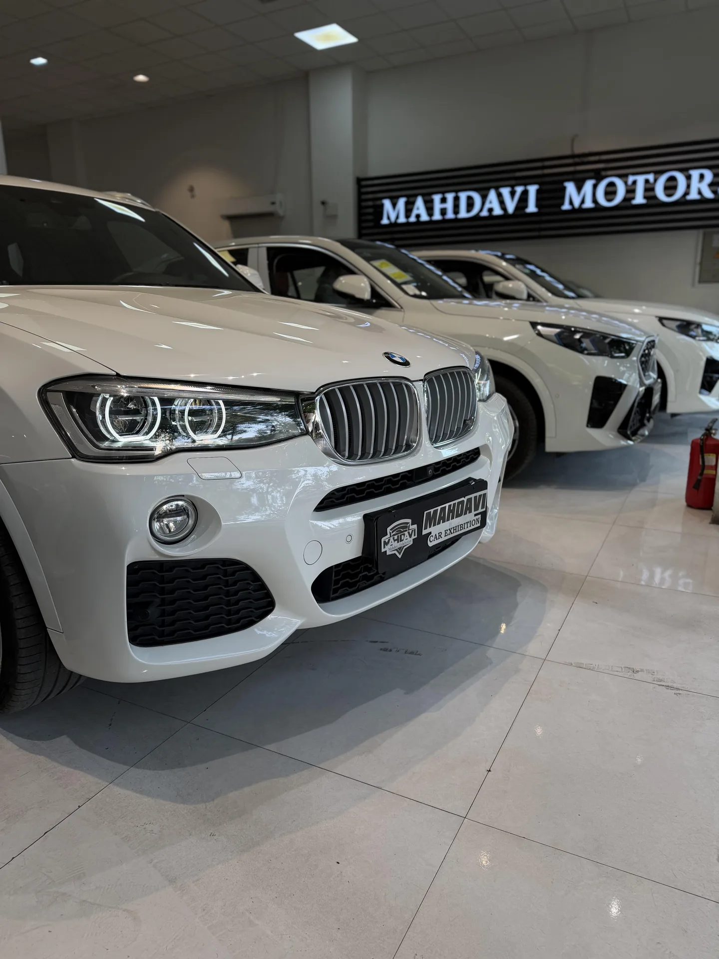ب ام و  X3 2