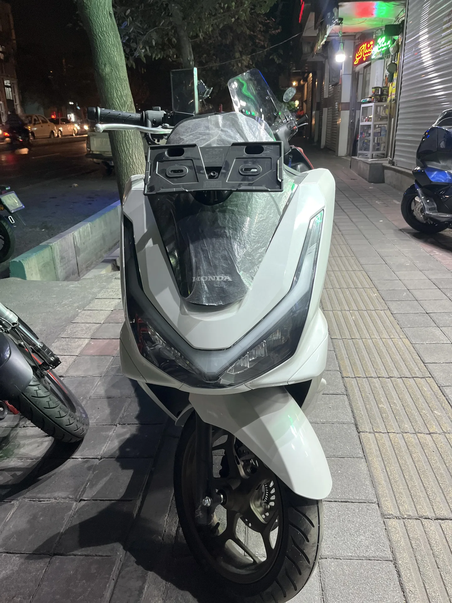 هوندا  PCX 160