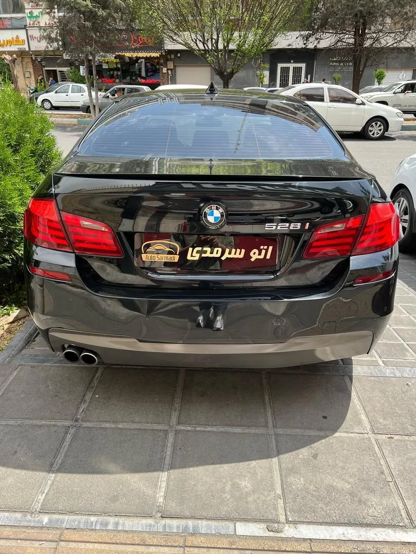 ب ام و  سری 5 سدان 6