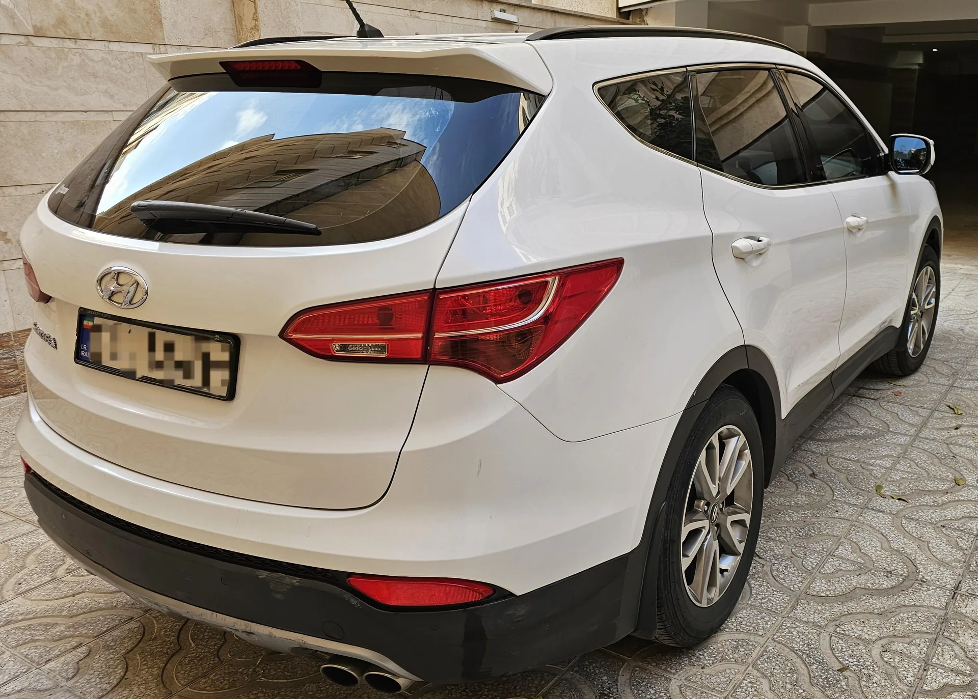 هیوندای  سانتافه 3