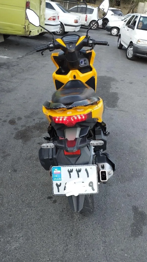 کبیر موتور  کلیک آپ 150i 3