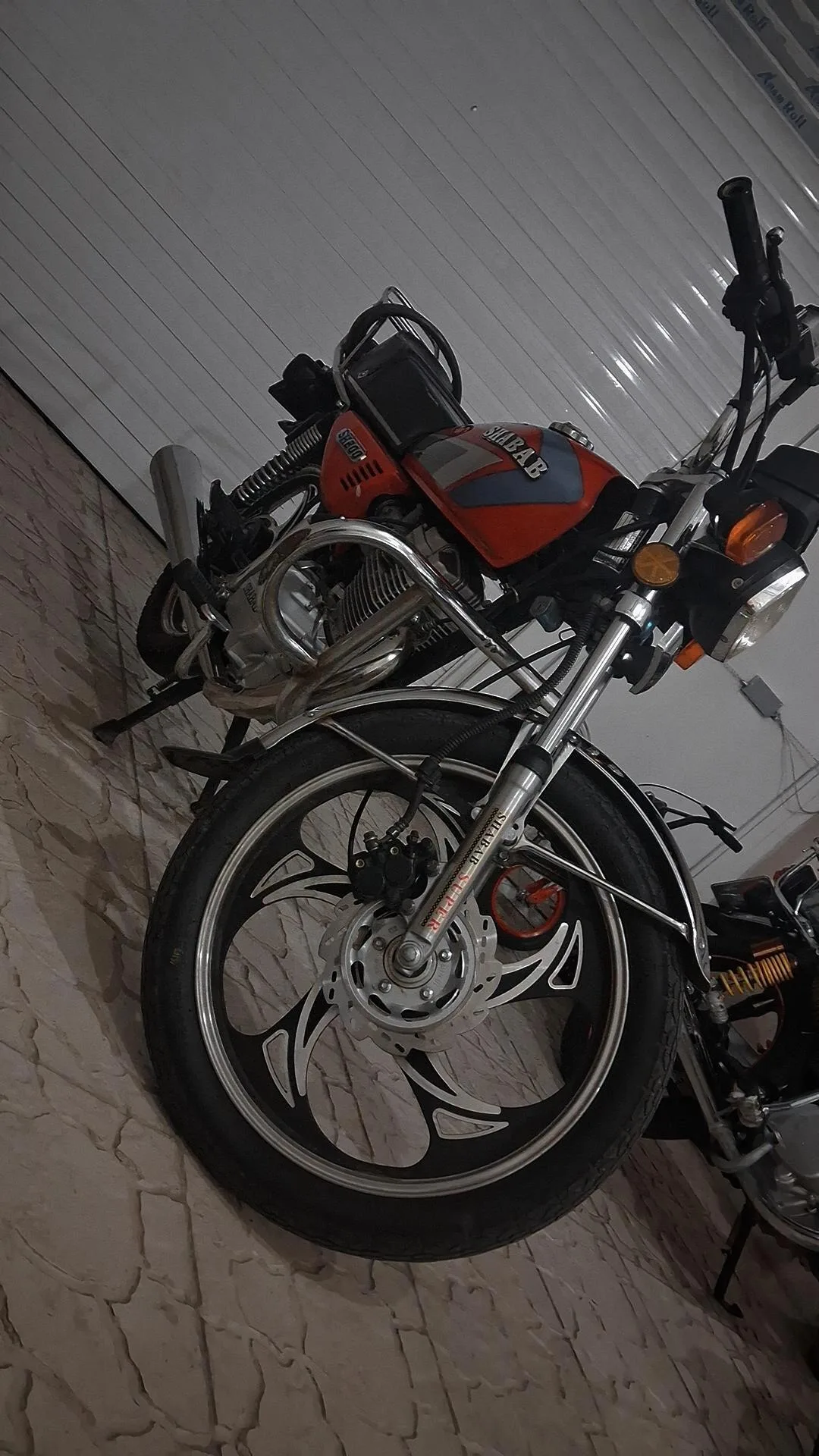 شباب  200 2