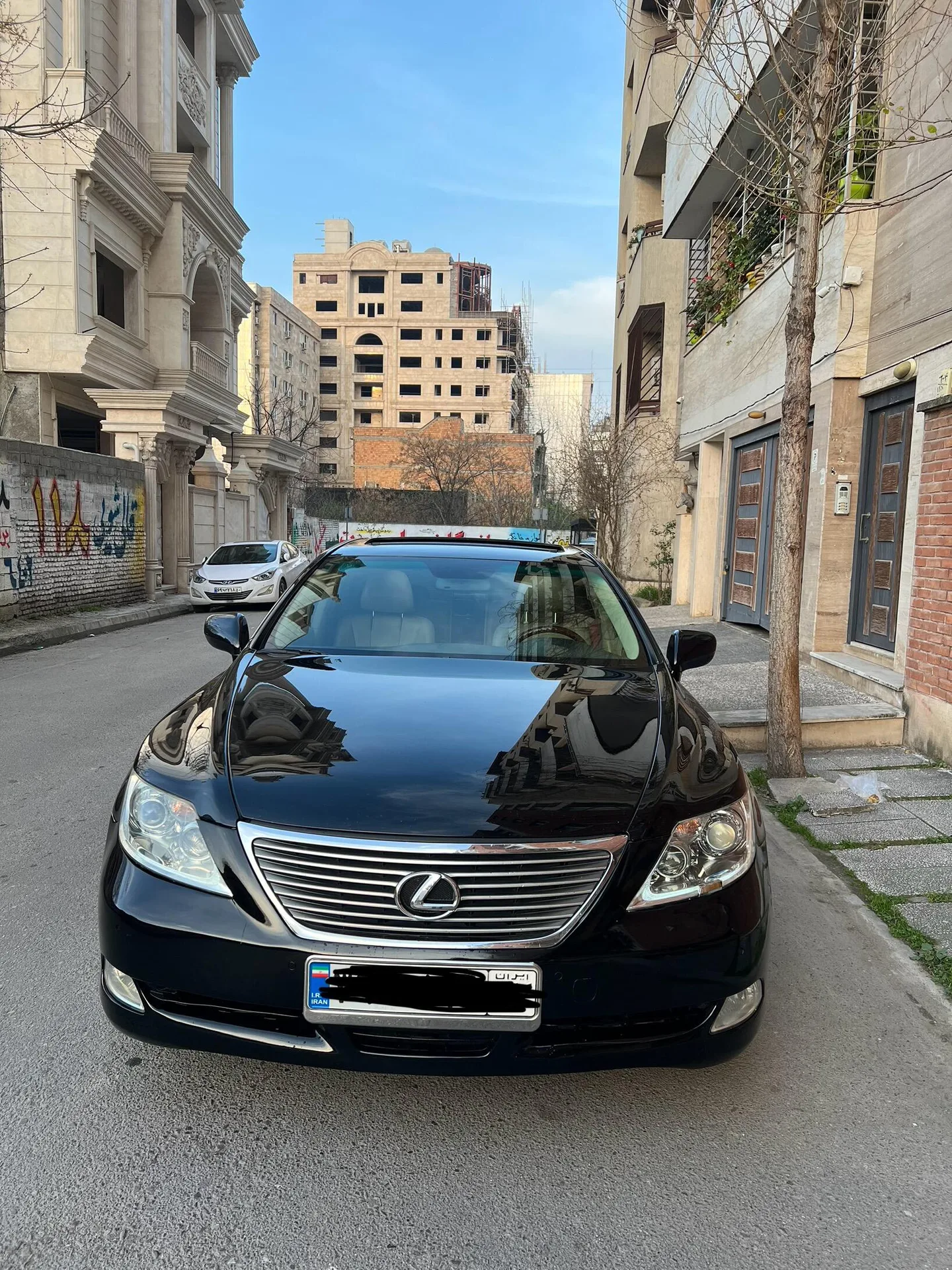 لکسوس LS