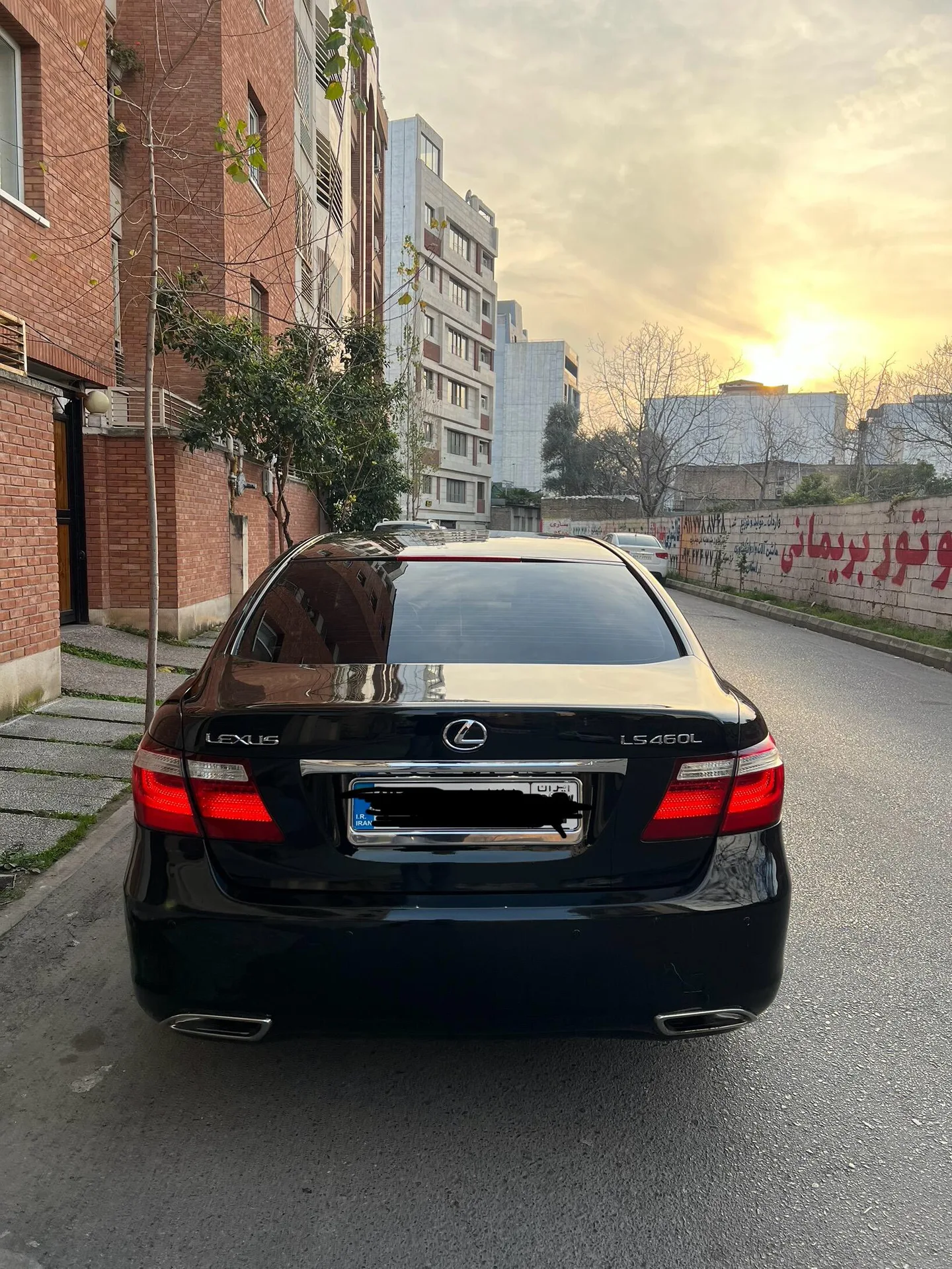 لکسوس  LS 2