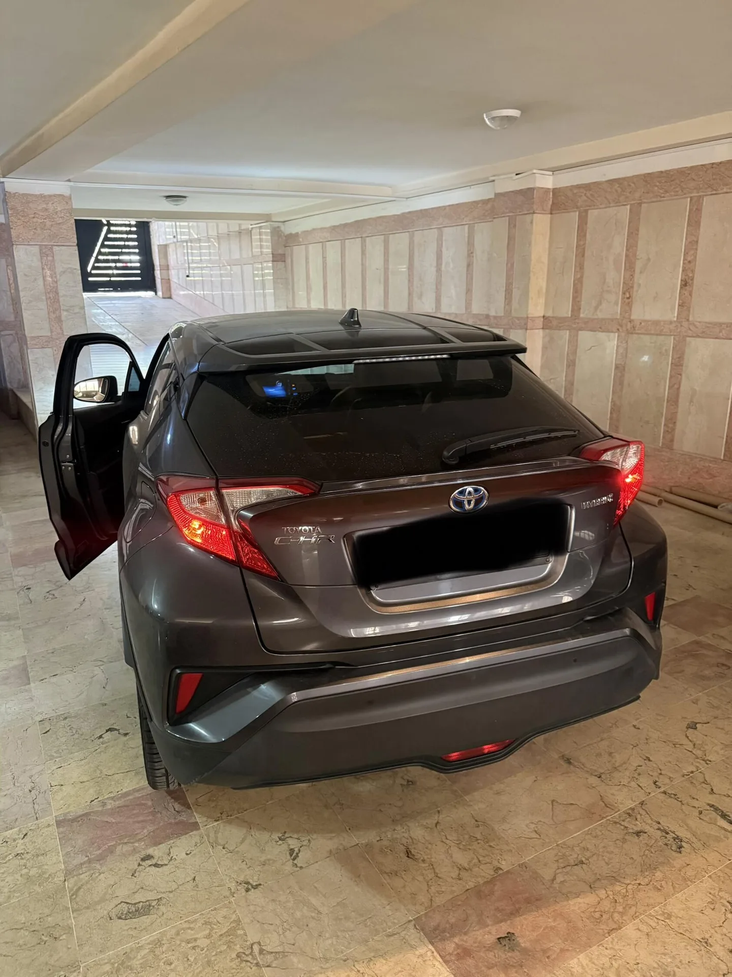 تویوتا  C-HR 3